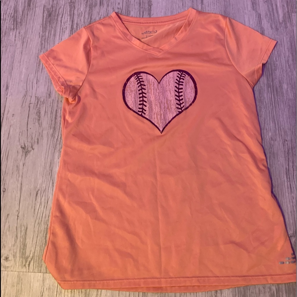 ATHLETIC TEE